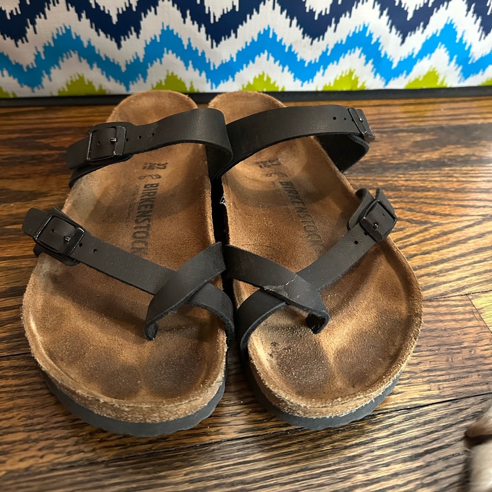 Black Mayari Birkenstocks